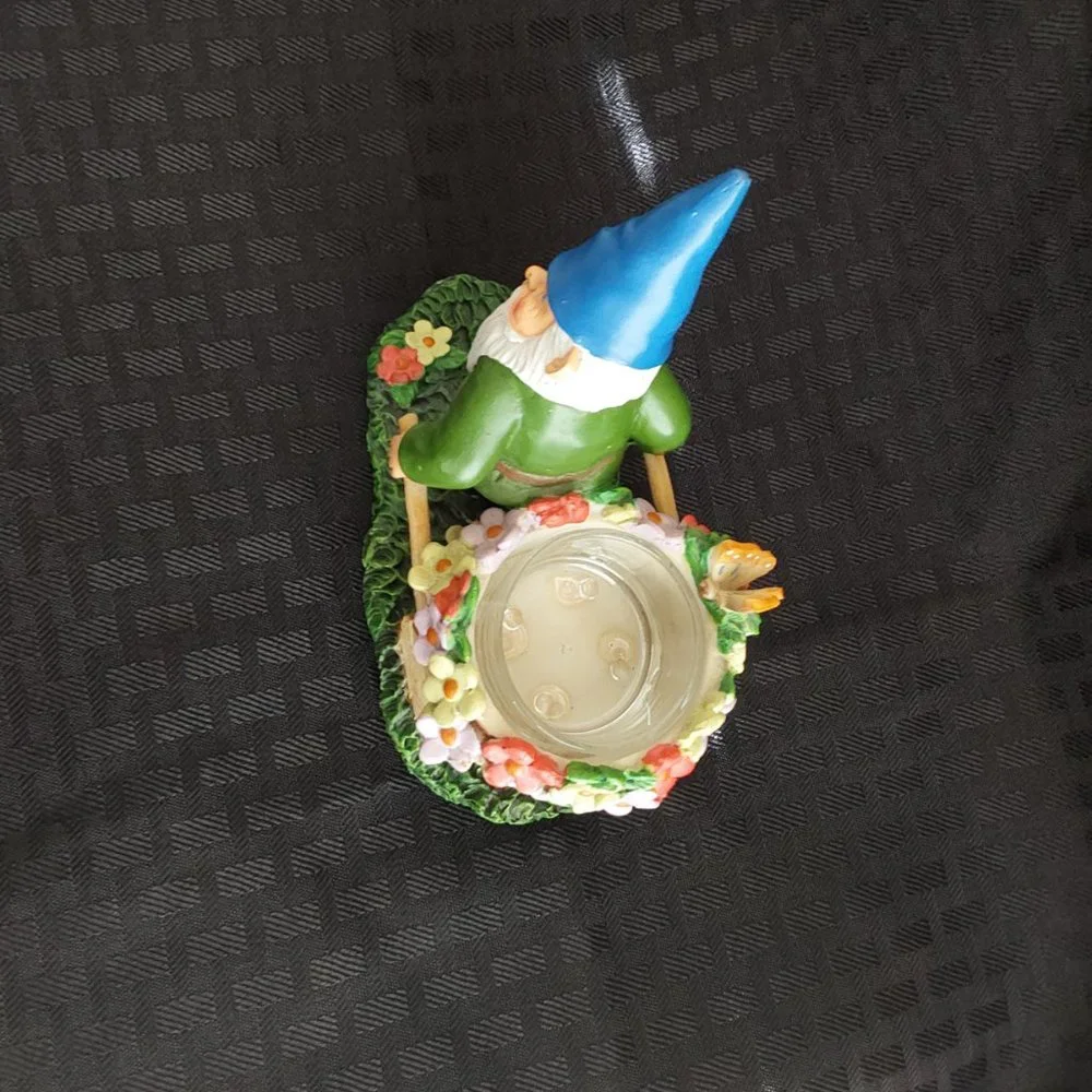 Yankee Candle Gnome‎ with Wheelbarrow